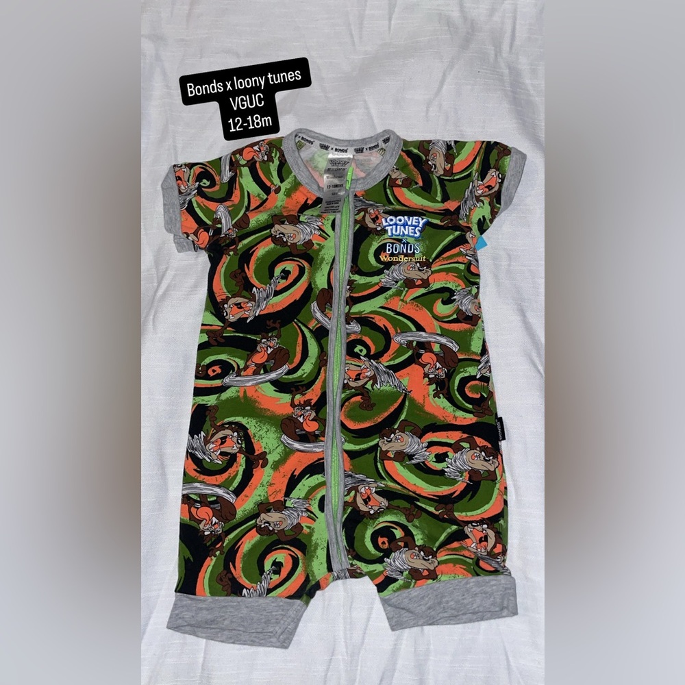 Bonds Looney Tunes Green and Orange Suit